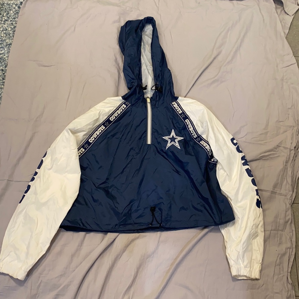 Forever 21 Dallas cowboys windbreaker